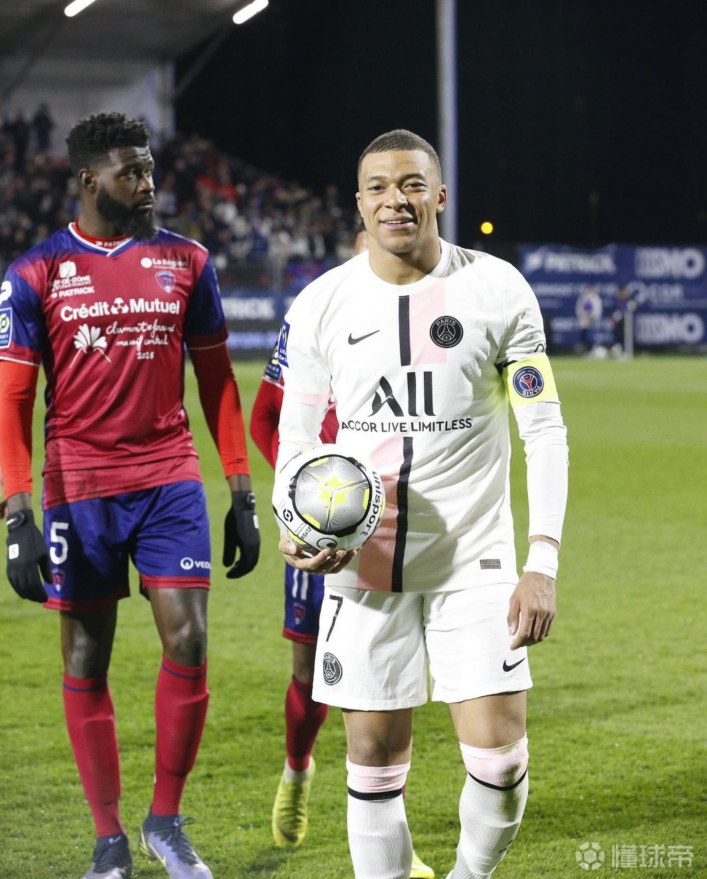 完美竞技平台官网-托特纳姆迎法甲关键赛；国际比赛日官宣签约；态度坚定；阵容厚度经受考验